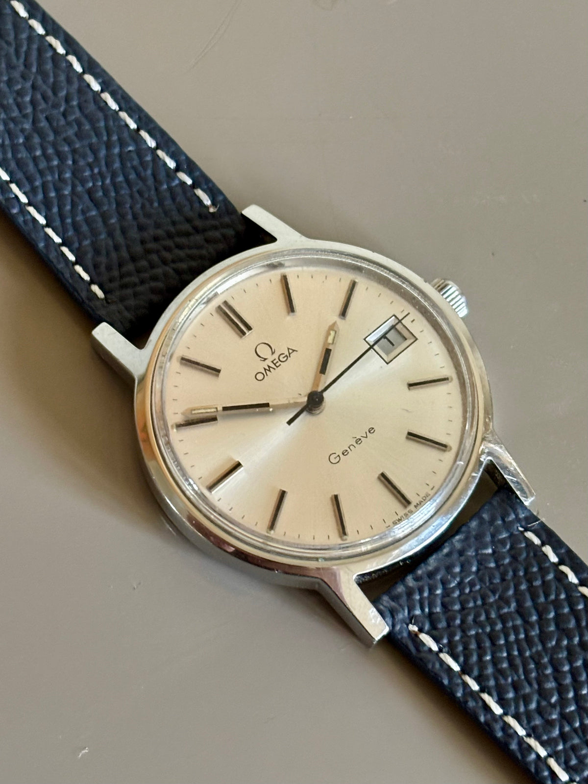 Omega Genève 136.0098 - Cal 613 - Mint