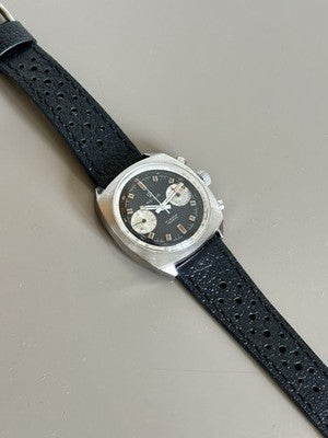 Revue-Chronograph mit Panda-Zifferblatt, Valjoux 23