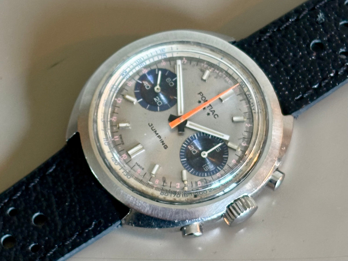 Pontiac Jumping Chronograph Steel case - Valjoux 7733