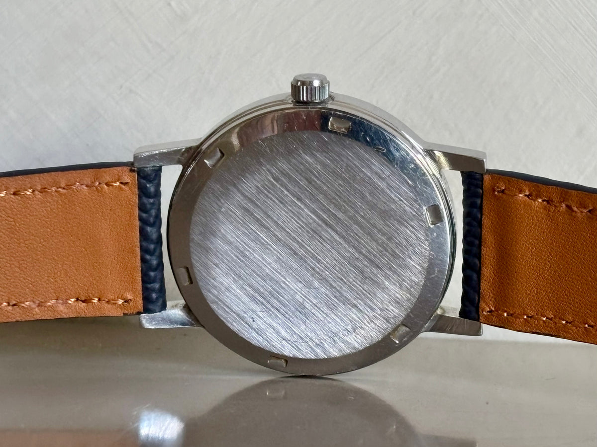 Omega Genève 136.0098 - Cal 613 - Mint