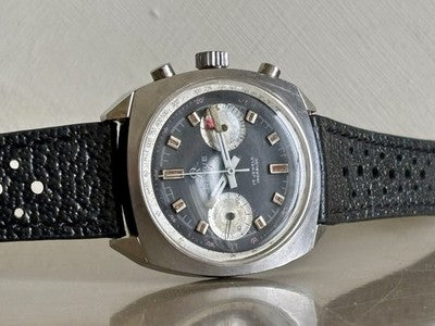 Revue-Chronograph mit Panda-Zifferblatt, Valjoux 23