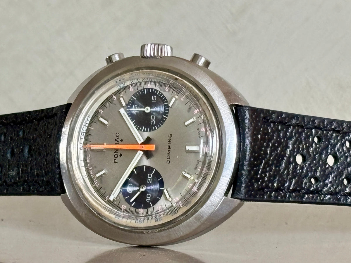 Pontiac Jumping Chronograph Steel case - Valjoux 7733