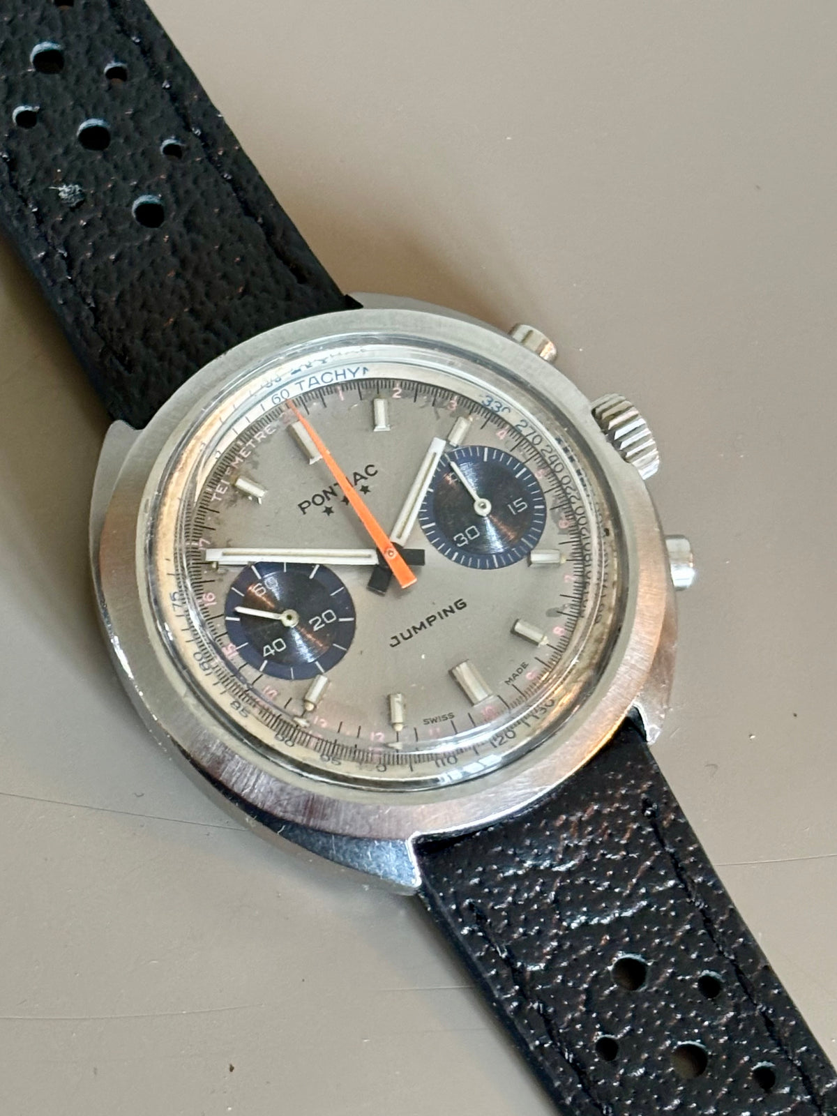 Pontiac Jumping Chronograph Steel case - Valjoux 7733