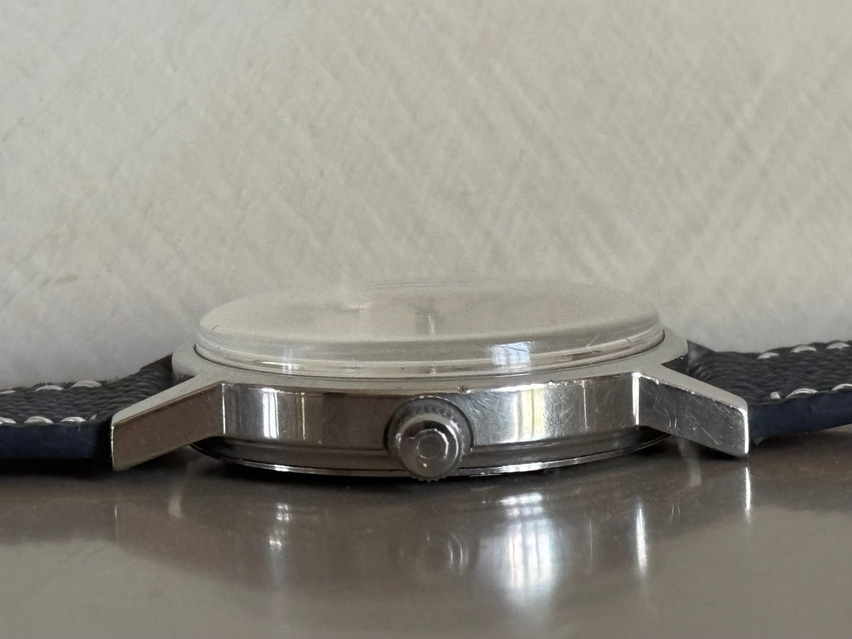 Omega Genève 136.0098 - Cal 613 - Mint