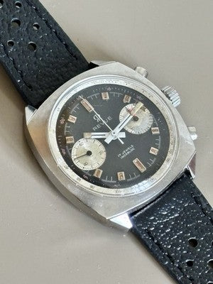 Revue-Chronograph mit Panda-Zifferblatt, Valjoux 23